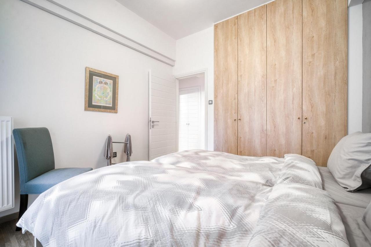 Delightful Stylish Two Bedroom Condo In Hip Area Of Central Atenas Exterior foto