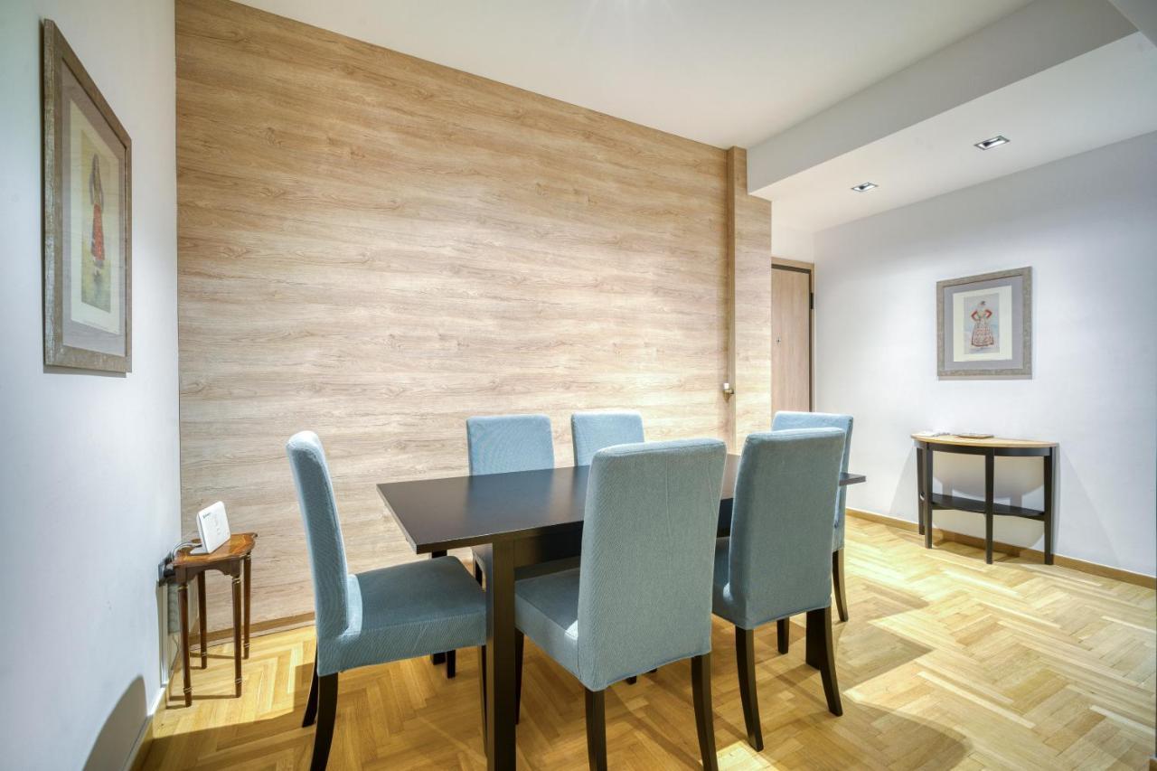 Delightful Stylish Two Bedroom Condo In Hip Area Of Central Atenas Exterior foto
