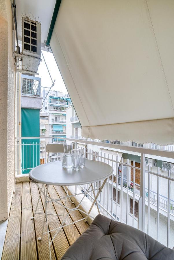Delightful Stylish Two Bedroom Condo In Hip Area Of Central Atenas Exterior foto